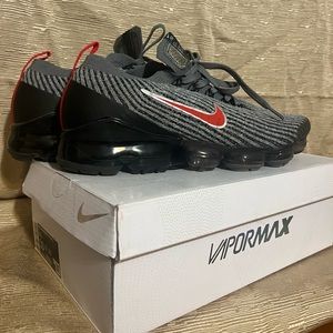 Vapor Max Men 10 women 11.5